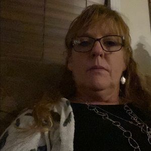 Meet your Posher, Candice